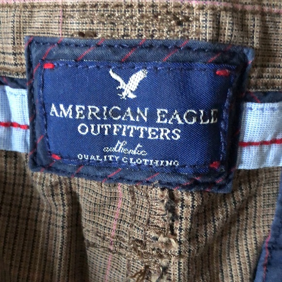 Juniors size 10 American Eagle walking shorts!  Fits below knee! - Picture 2 of 5